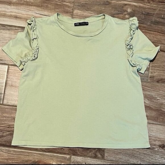 Zara Green Ruffle Top - Picture 1 of 2
